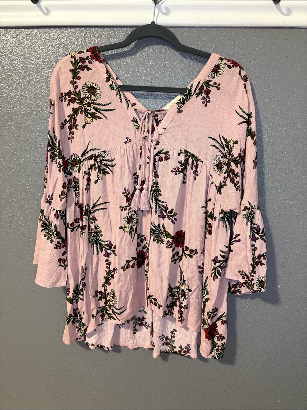 Oddy dusty rose bohemian top floral print tassel tie-front size M (SKU 299)
